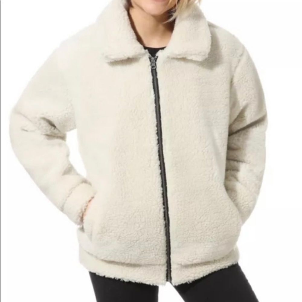 NWT! VANS Sherpa Teddy Bear fleece jacket white M